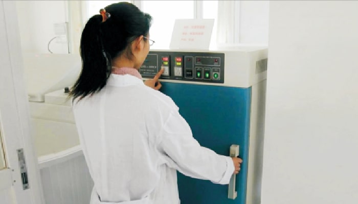 Constant Temperature and Humindity Chamber